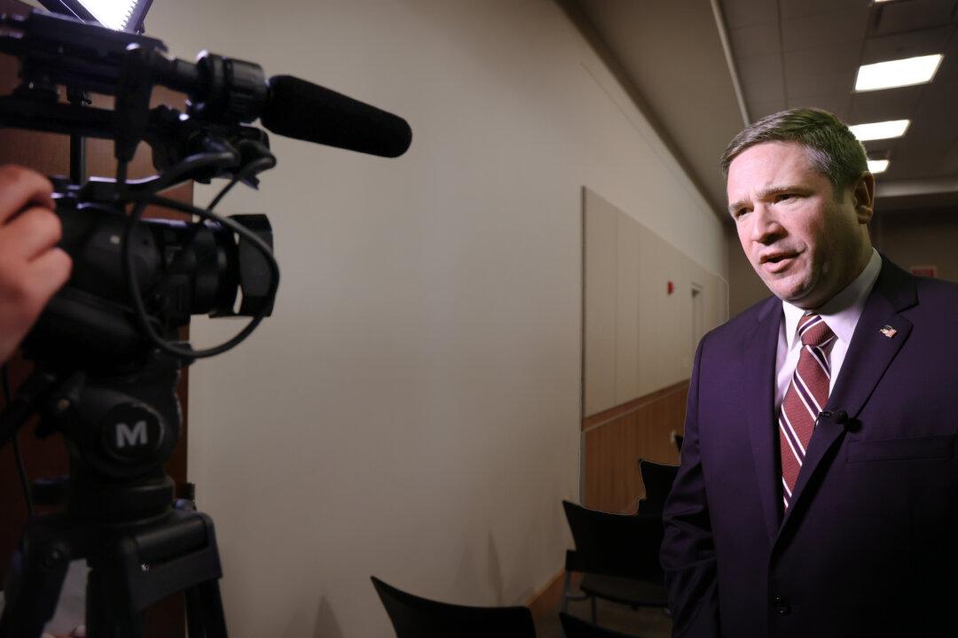 Missouri AG, Whistleblower’s Lawyers Dispute Transgender Youth Clinic’s ‘Internal Review’