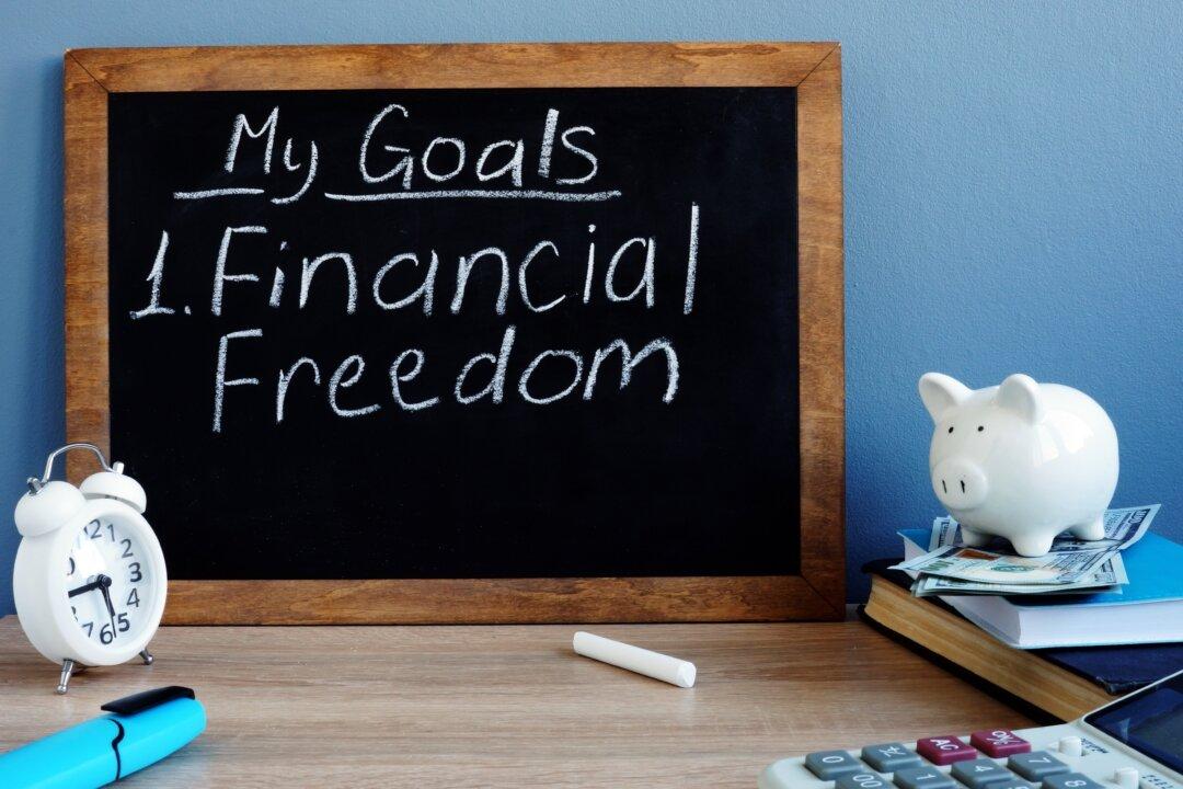 14 Ways to Revamp Your Personal Finances Even When Money is Tight