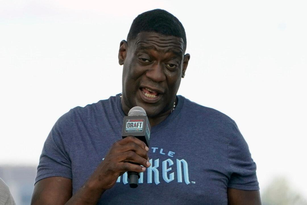 Former NBA Star Shawn Kemp Charged in Parking Lot Shooting