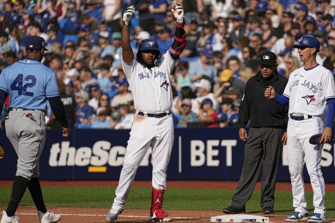 MLB Roundup: Rays Drop Second Straight to Jays After 13–0 Start