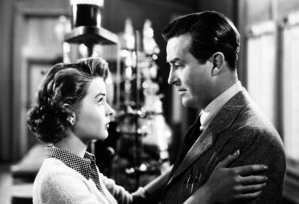 Deborah Greenleaf (Jean Peters, L) and Professor Vernon K. Simpson (Ray Milland), in “It Happens Every Spring” (20th Century Fox)