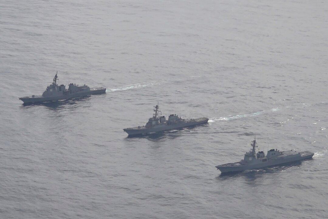 South Korea Bets Arsenal Ships Will Give North Korea and China Second Thoughts