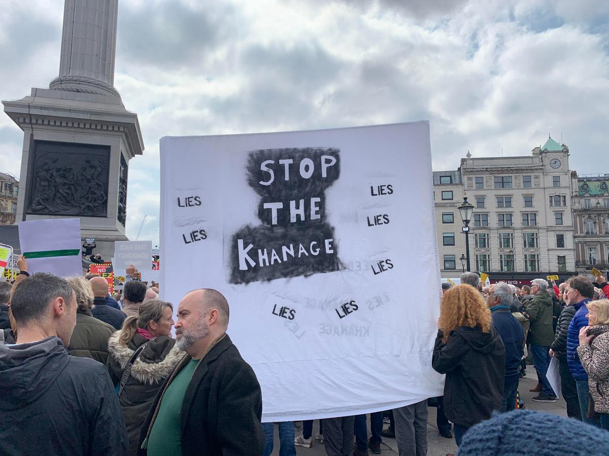 Hundreds Protest in London Against ULEZ Expansion