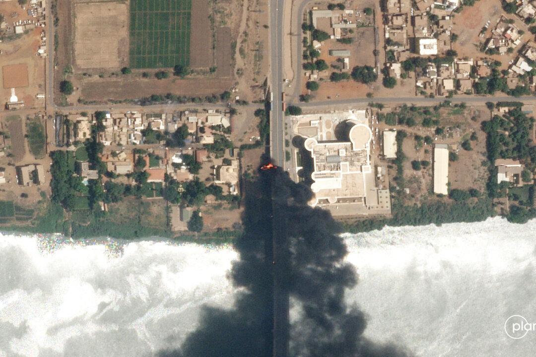 Sudan’s Generals Battle for 3rd Day; Death Toll Soars to 185