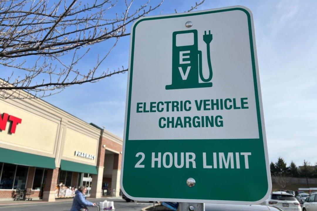 Chinese-Owned EV Battery Maker Says It’s Expanding Presence in US