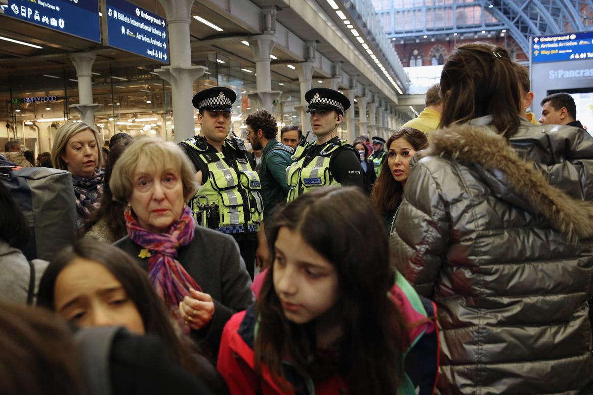 French Publisher Arrested by UK Counterterror Police on Way to London Book Fair