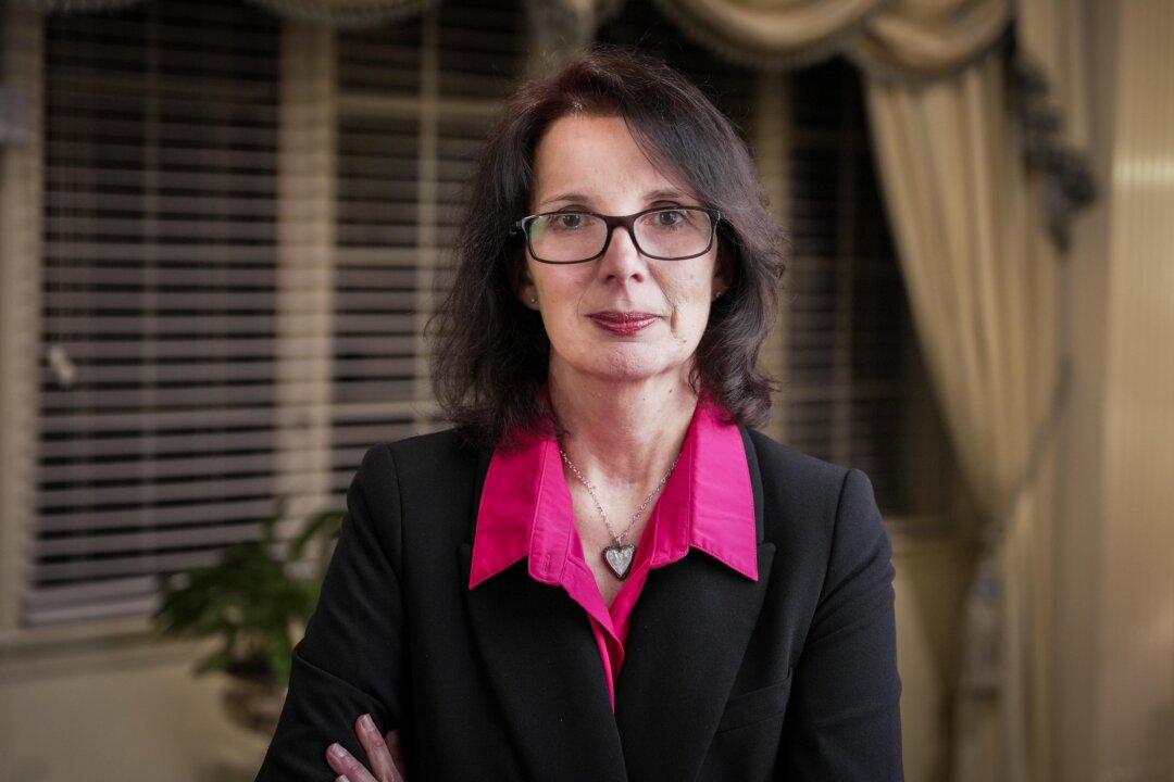 EXCLUSIVE: COVID Response Aimed to Impose Control on Population: Physician, Refugee From Communist Country