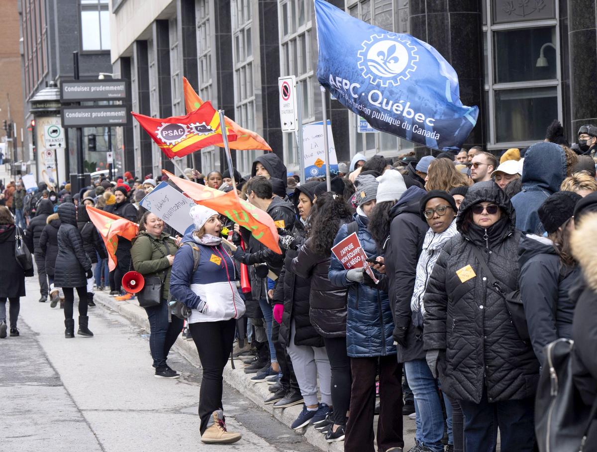 155,000 Public Service Alliance of Canada Members Begin Strike