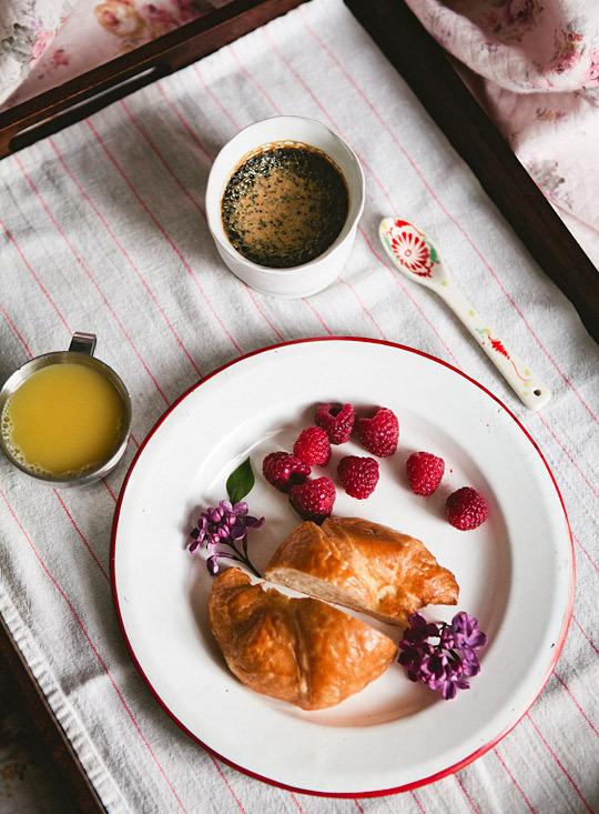 Coffee Pudding to Shake up Mom’s Breakfast-in-Bed Routine