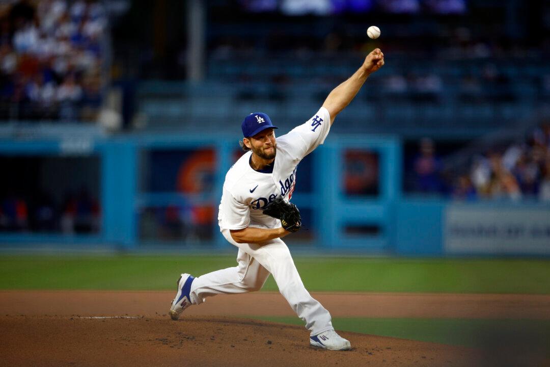 Kershaw Wins No. 200 in Style as Dodgers Blank Mets 5–0