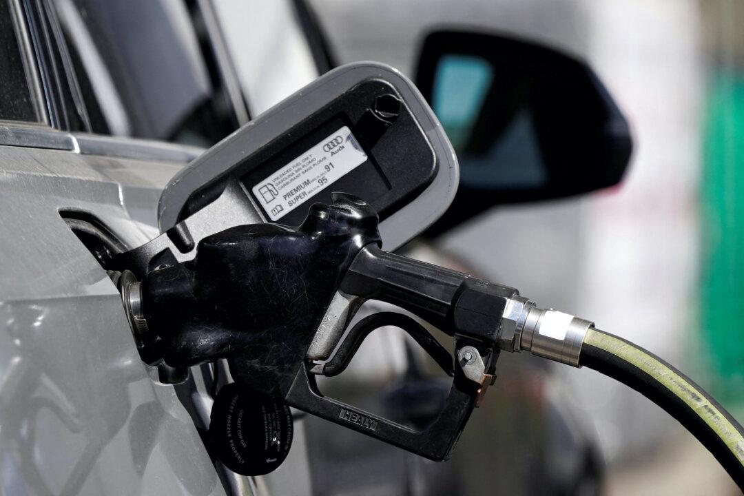 Newsom Appoints DOJ Prosecutor as ‘Oil Watchdog’ to Fight Big Oil