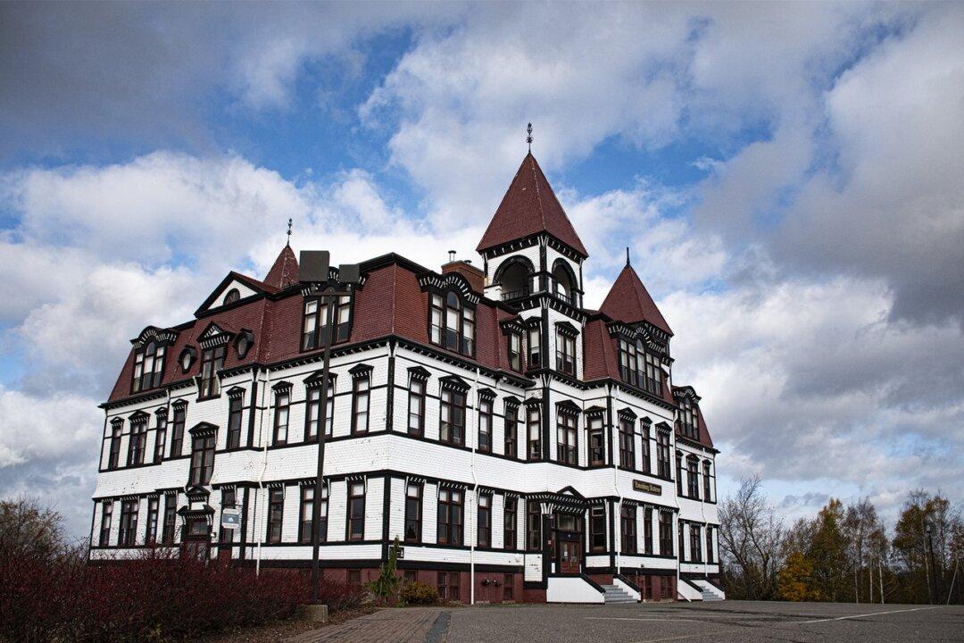 Scenic NS Town Looking to Sell Historic 1890s Schoolhouse, Says Can’t Afford Upkeep