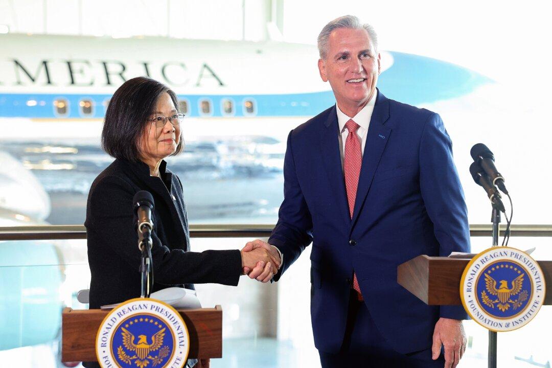 House Republicans Urge Biden Administration to Invite Taiwan President to APEC Summit