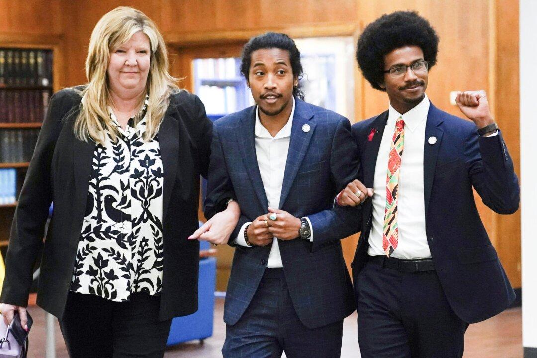 Biden Invites Tennessee Democrats Who Disrupted House Proceedings to White House