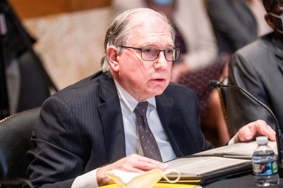 NIH Tightens Funding Requirements for Foreign Research Collaboration