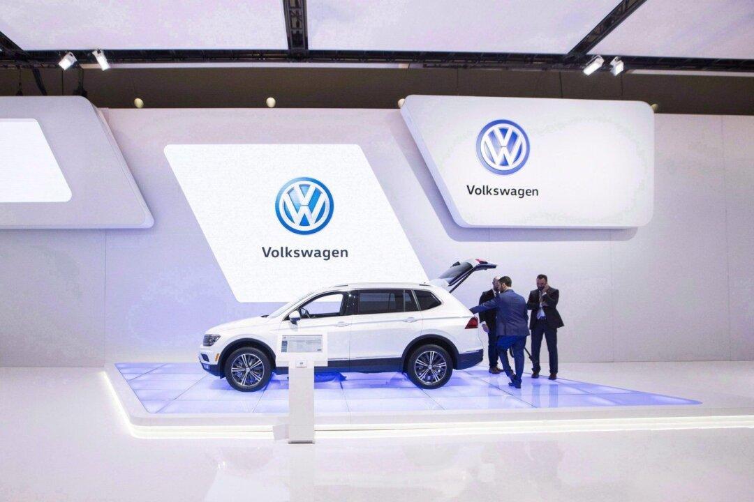 Volkswagen Battery Factory Will Exist for 100 Years: Industry Minister