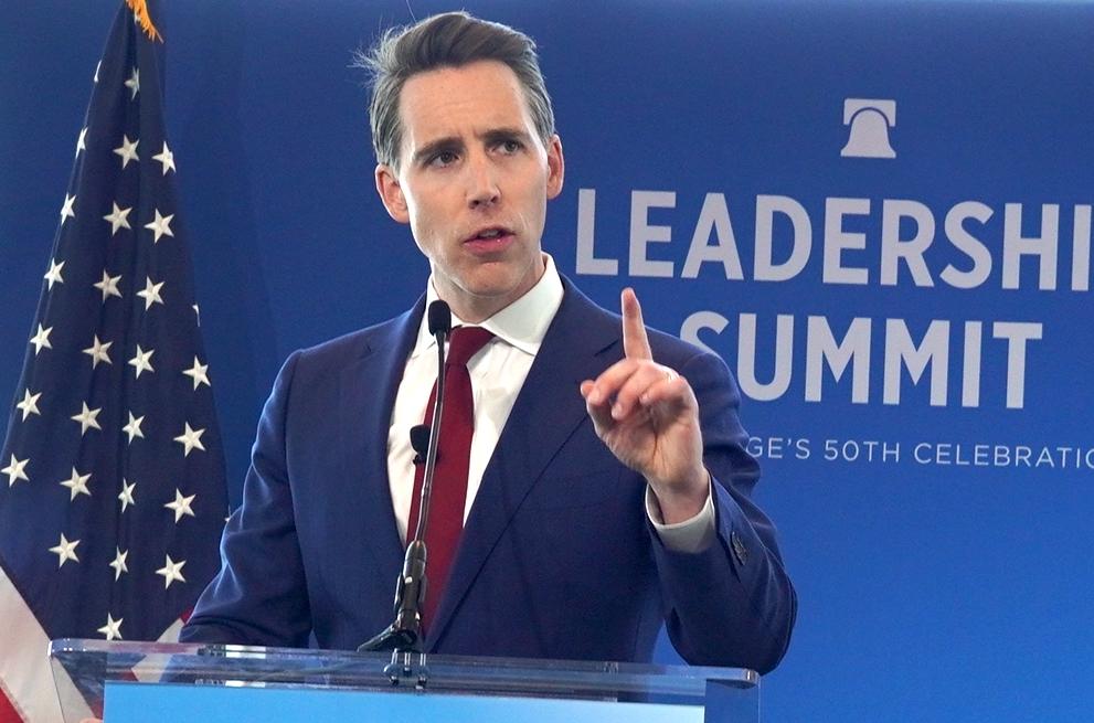 Communist China the Greatest Threat to US in 100 Years: Sen. Hawley
