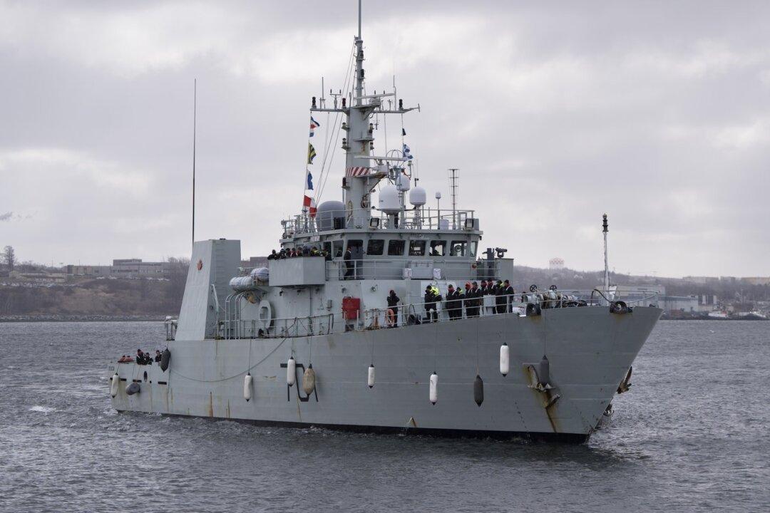 Cost of Search for Missing Submersible ‘Irrelevant,’ Fisheries Minister Says
