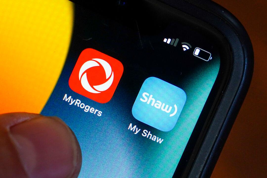 CRTC Announces Policy to Increase Cellphone Competition in Canada