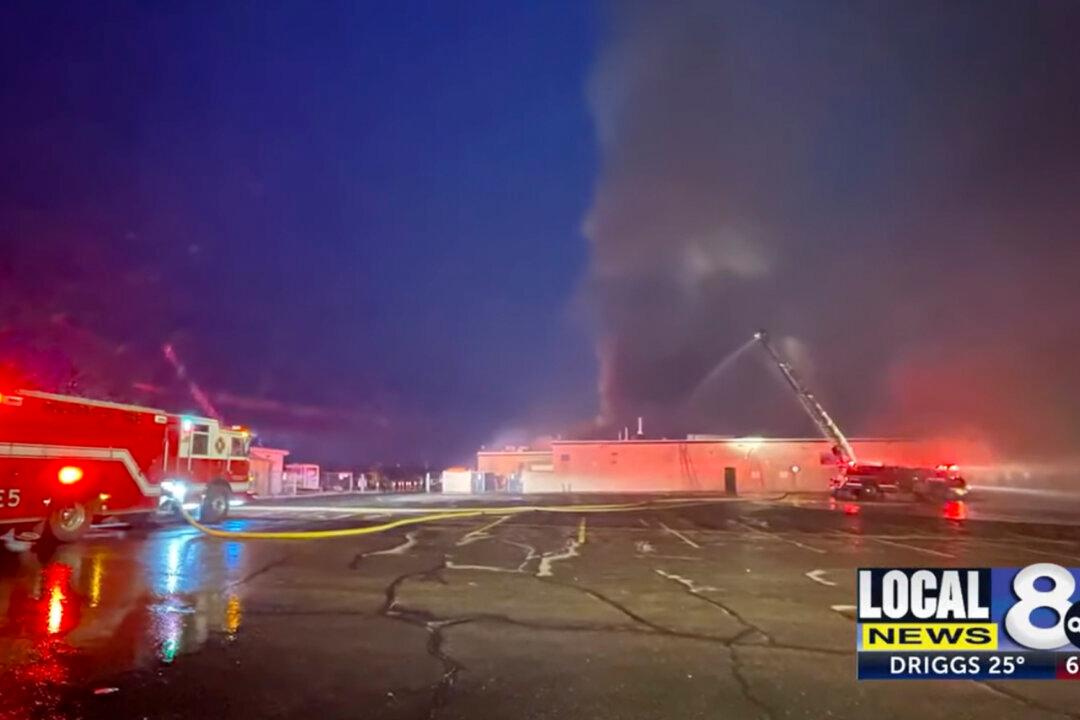 Early Morning Fire Destroys Wing of Idaho High School