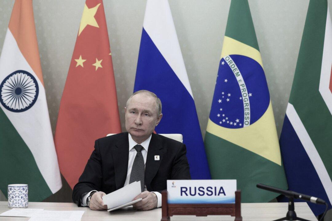 BRICS Bloc May Expand as 19 Nations Request Membership, Official Reveals