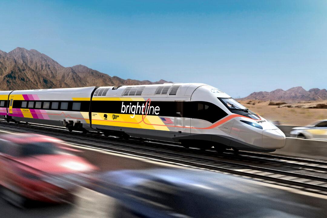 Las Vegas-to-California Bullet Train Gets Bipartisan Backing