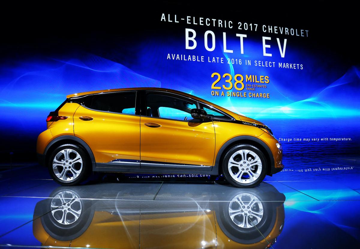 California Electric Vehicle Sales Skyrocket Beyond 2025 Goal