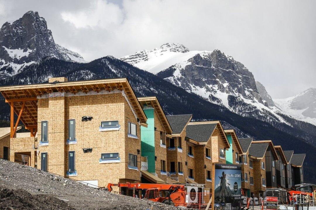 Canada in Short Supply of Housing; Industry Calls for Cuts to Taxes, Fees