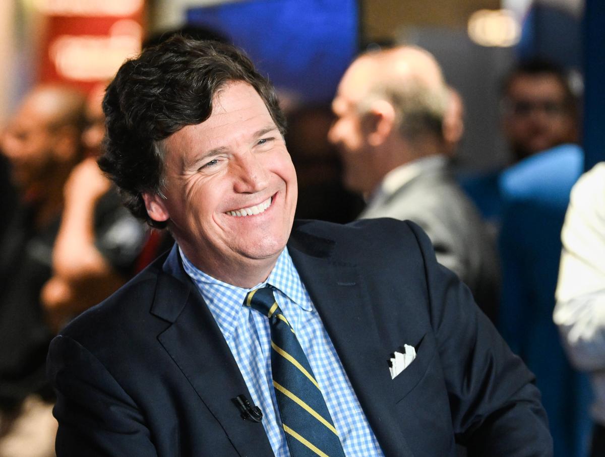 Tucker Carlson Starts New Twitter Show Weeks After Leaving Fox