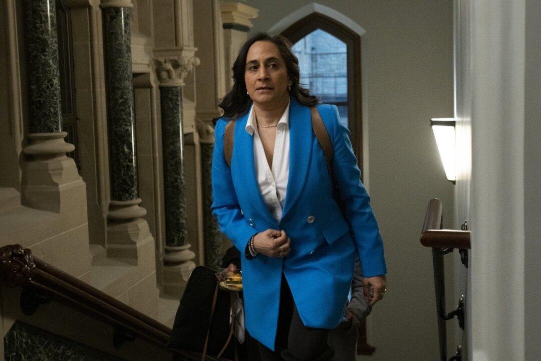 Mechanical Issue in Canadian Plane Delays Sudan Airlift, as Turkish Plane Shot At