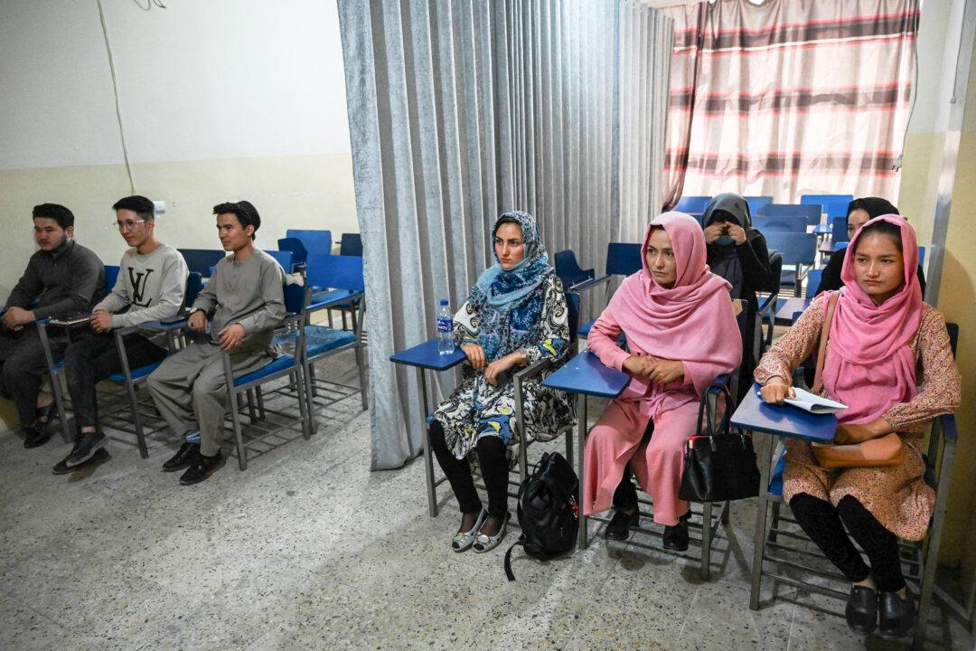 UN Security Council Unanimously Condemns Taliban Ban on Afghan Women Working for UN