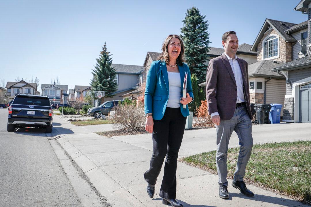 Danielle Smith Begins Day 1 of Election Campaign With Promise of Tax Cuts