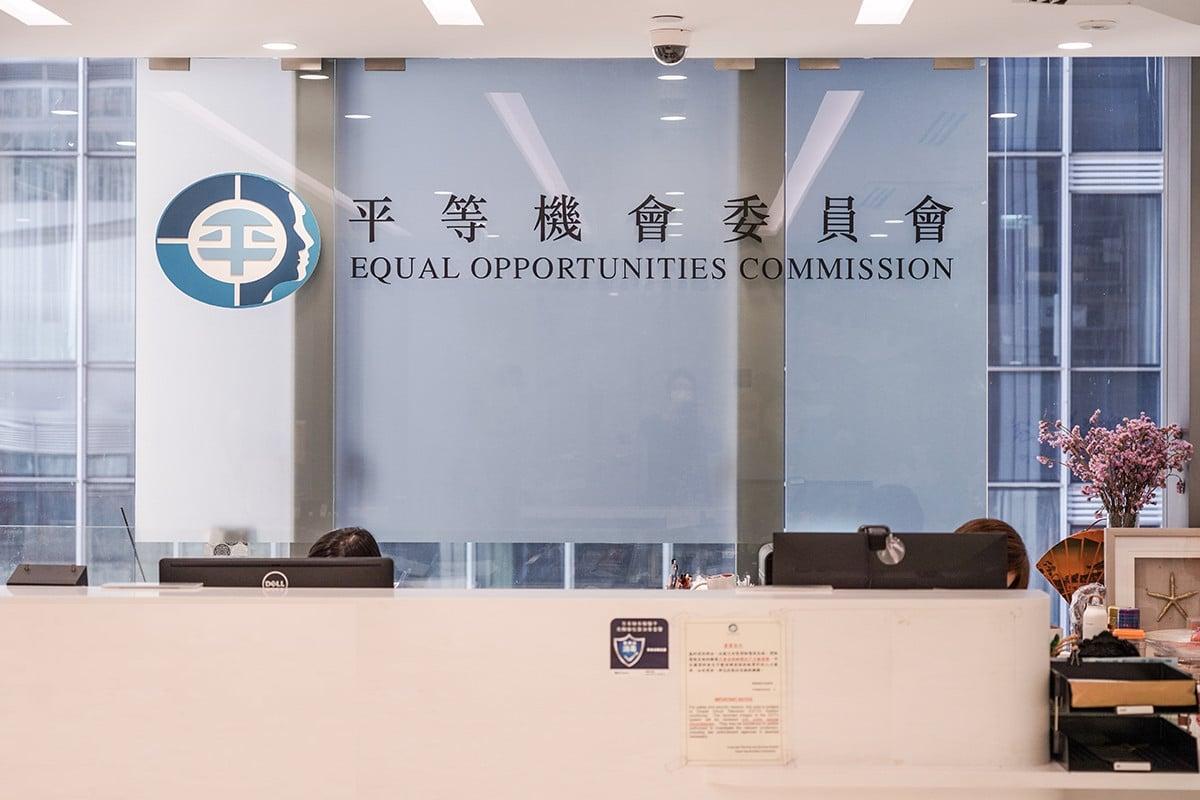 Hong Kong Government Departments Asked to Increase Political Censorship