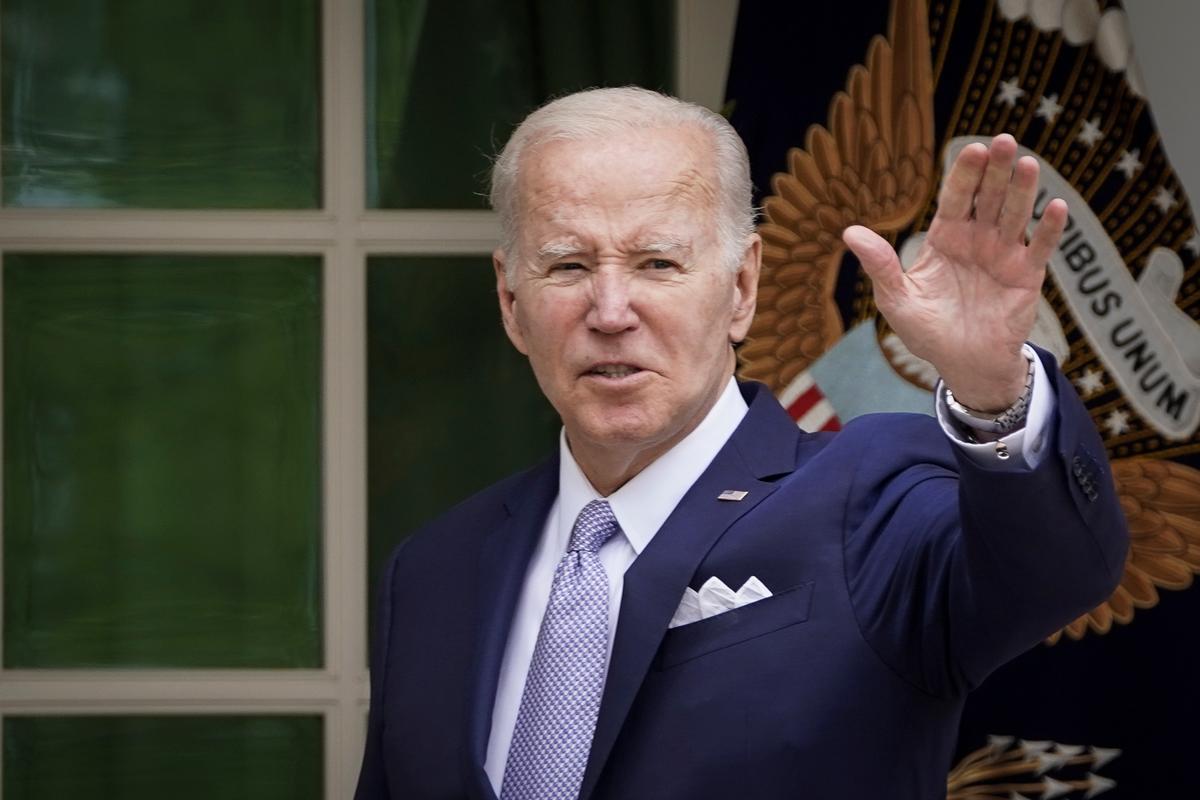 Both Sides Double Down on Debt Ceiling Positions Ahead of Biden-McCarthy Meeting