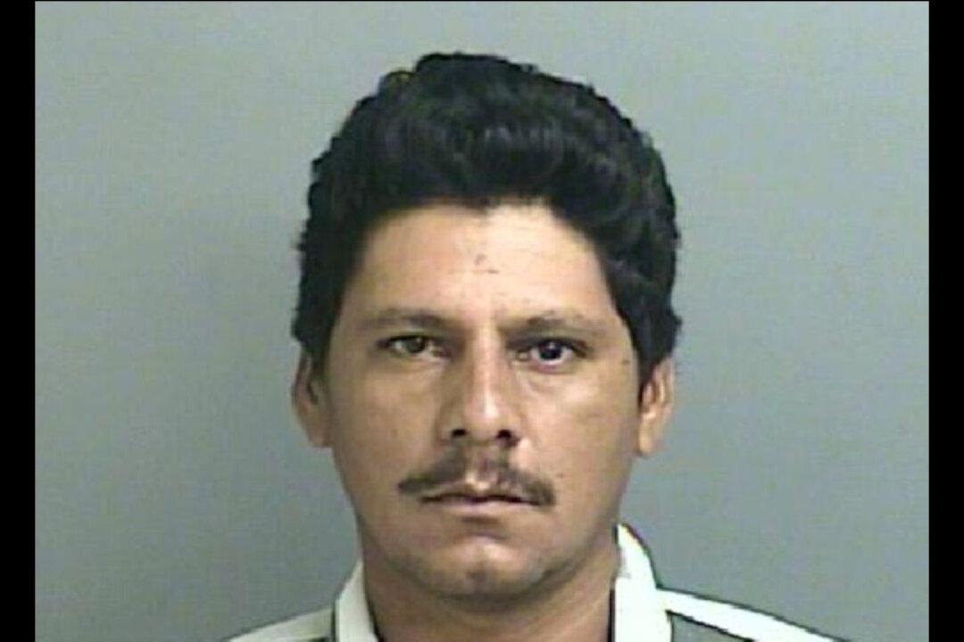 Texas Shooting Suspect Who Allegedly Killed 5 Arrested, Found Hiding Under Laundry