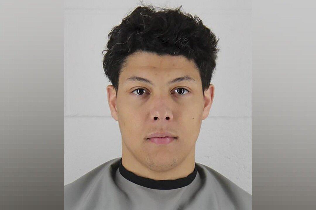 Patrick Mahomes’s Brother Jackson Charged With Sexual Battery