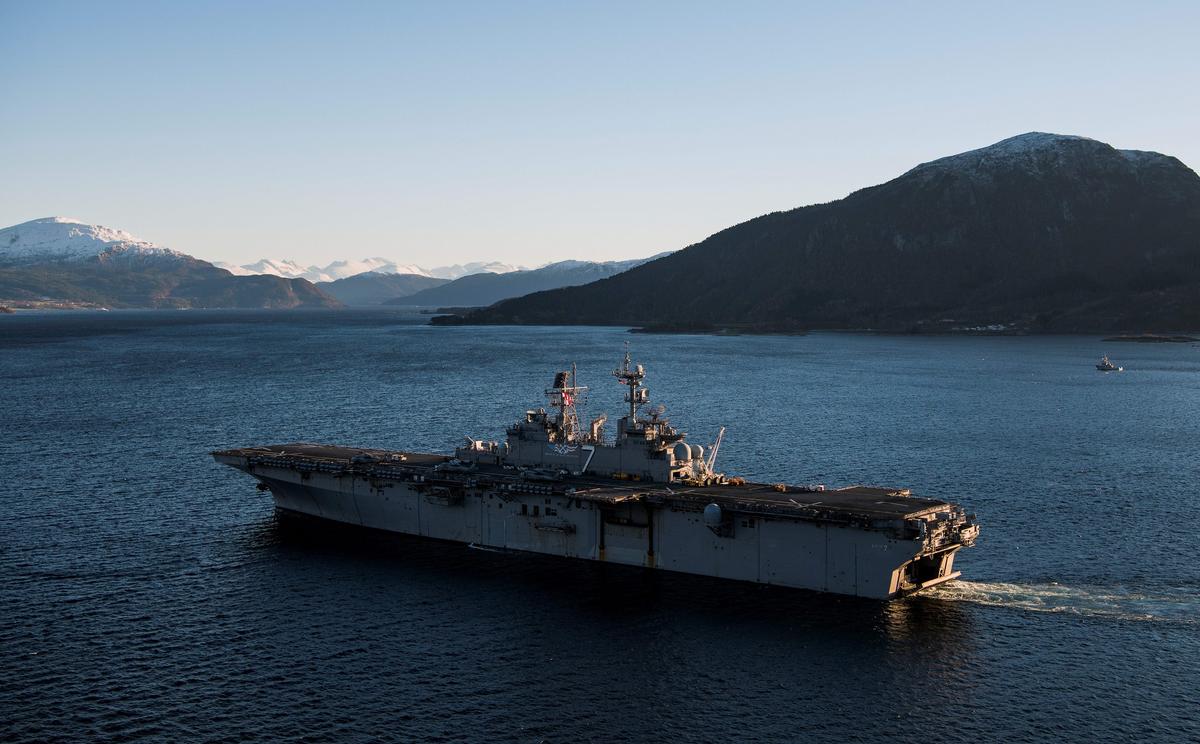 Senate Republicans Question Navy for Platforming Drag Performer in Recruiting Program