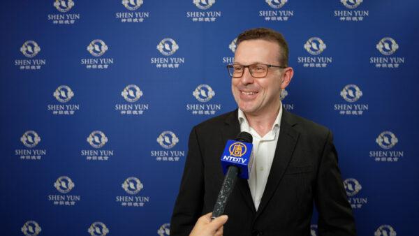 Pascal Virel, an accountant, came from Luxembourg with his daughter to see Shen Yun in Paris on April 29, 2023. (NTD)