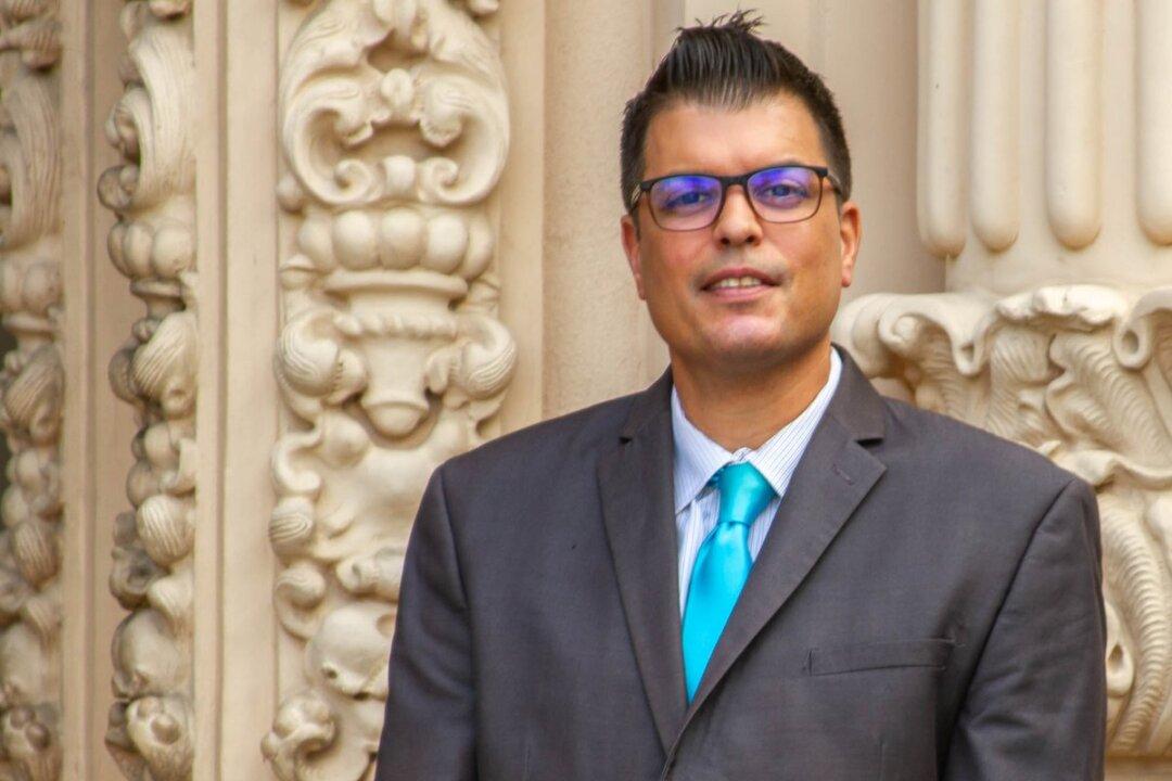 Chancellor of San Diego Community College District Resigns