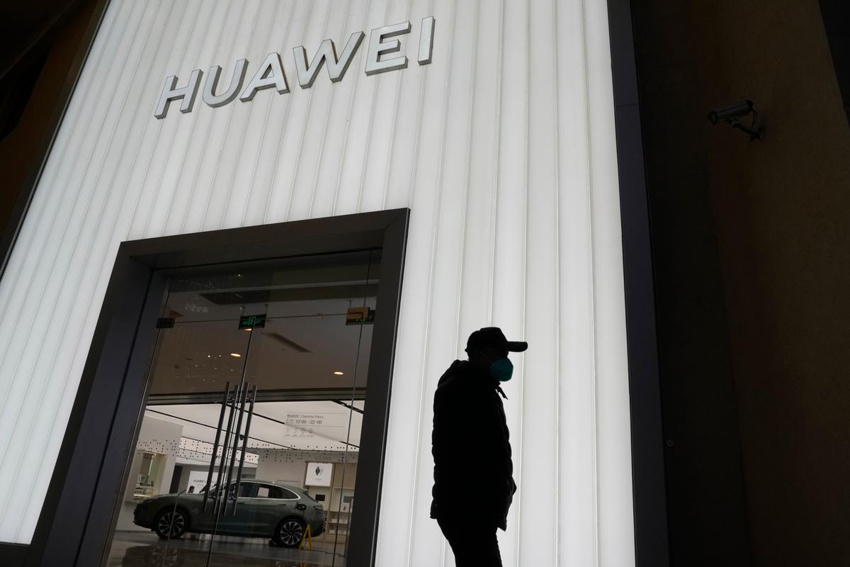 More Canadian Universities to End Research Partnerships With Huawei