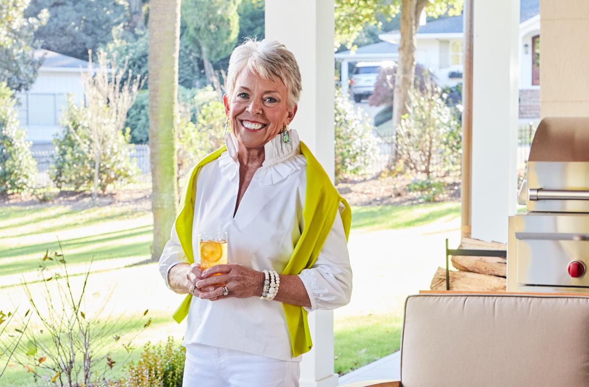 Outdoor Entertaining in Style, According to Vera Stewart