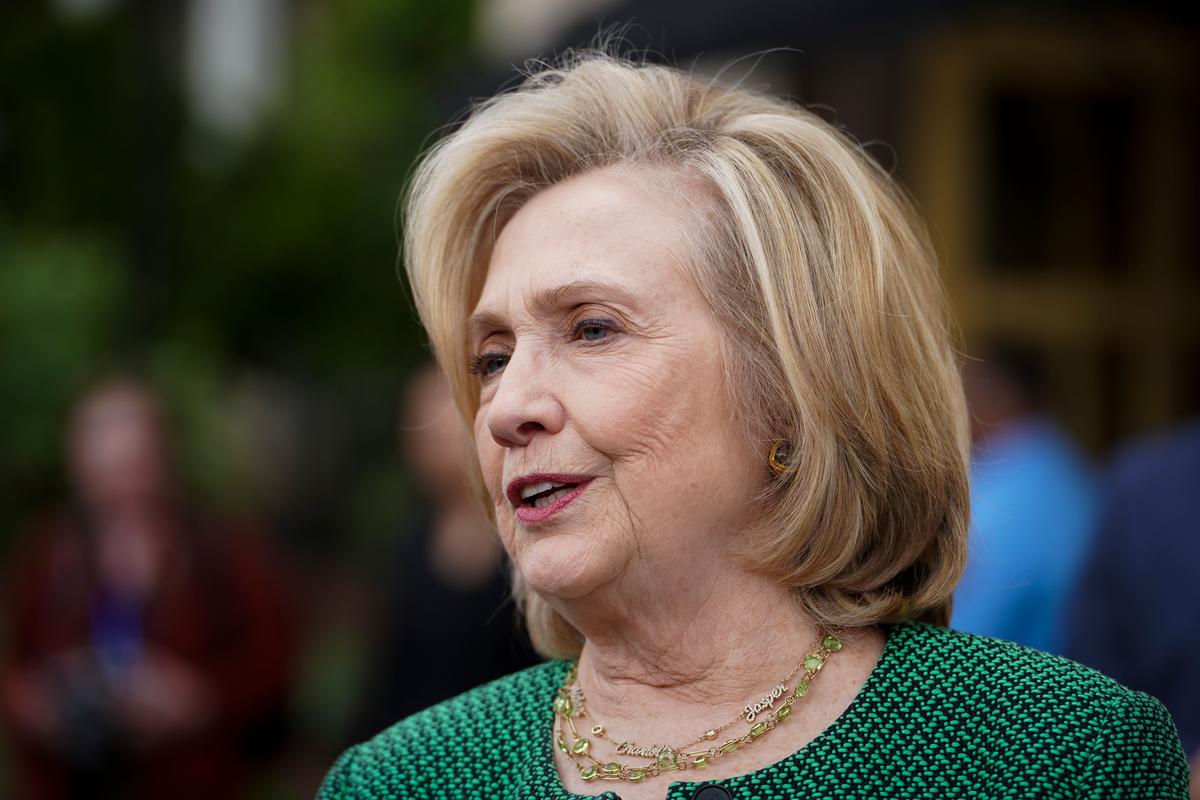 Newly Revealed Records Show How Probe Into Clinton Foundation Ended