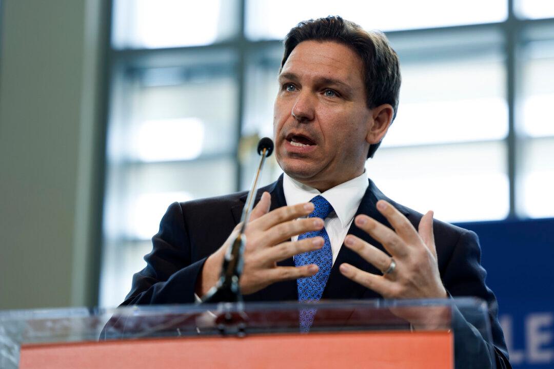 DeSantis Signs Bill Canceling Disney’s Deal to Evade State Oversight