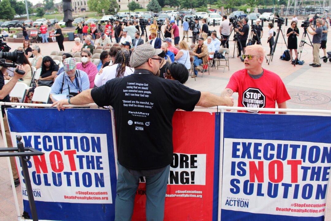 Richard Glossip Execution Case: A Cat-and-Mouse Game With Justice