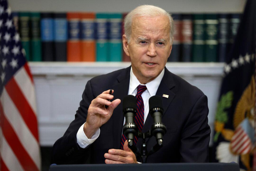 Biden Calls Debt Ceiling Talks With Congressional Leaders ‘Productive,’ Rules Out Default