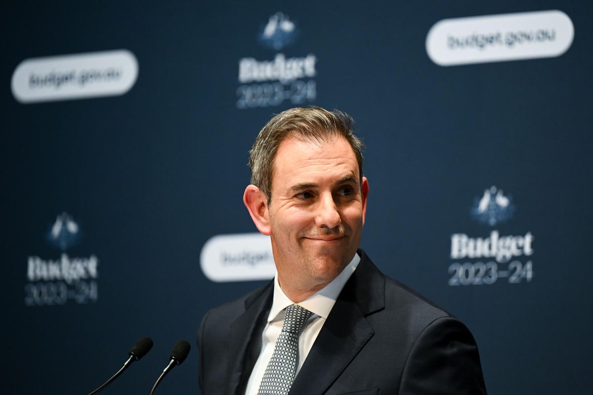 Australian Treasurer Travels Across the Country to Sell the Budget