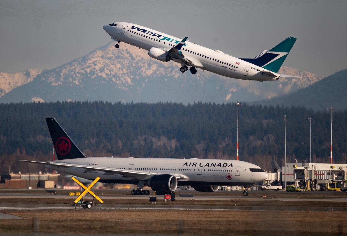 Canada’s Airline Watchdog Looks Into Concerns Over High Prices, Lack of Competition