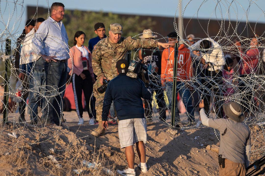 Texas ‘Already Being Overrun With Illegal Aliens’ as Title 42 Expires: Sen. Ted Cruz