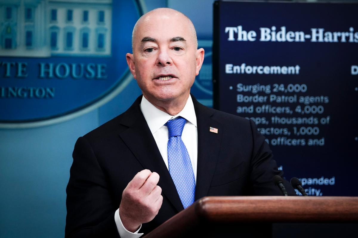 House Republicans Call for Defunding Mayorkas’s Salary Over Border Crisis