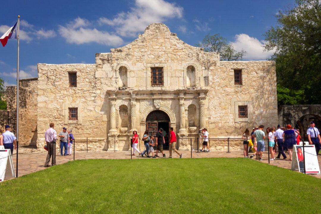 Museums and Cemeteries Honor Military Heroes